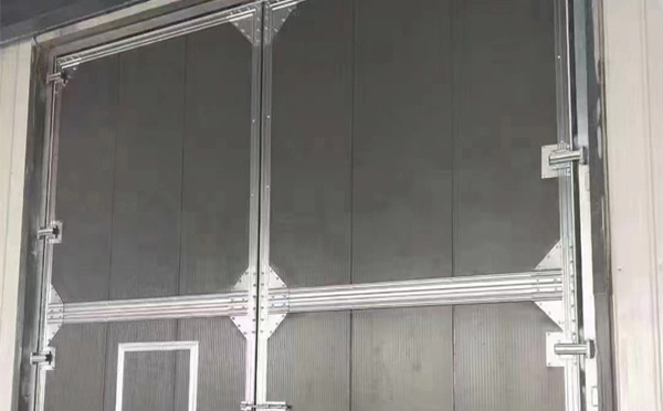 民丰兰州厂房民丰工业门选购与使用指南：打造高效安全的生产环境