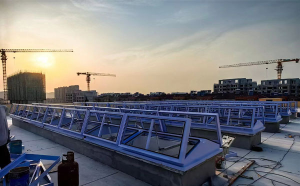 消防民丰排烟窗工作原理