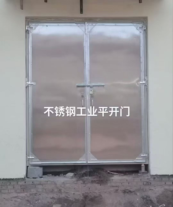 不锈钢民丰工业平开门在现代工业场景中的应用实践